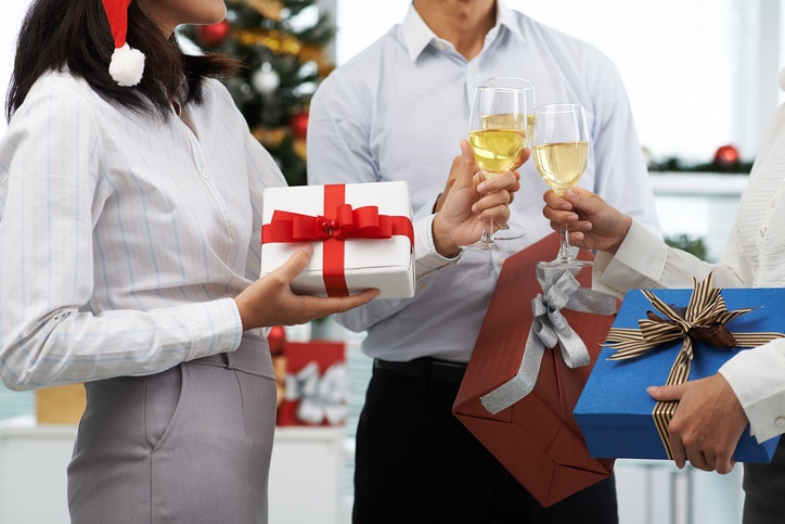 Ideas claves para celebrar fiestas navideñas con tu personal