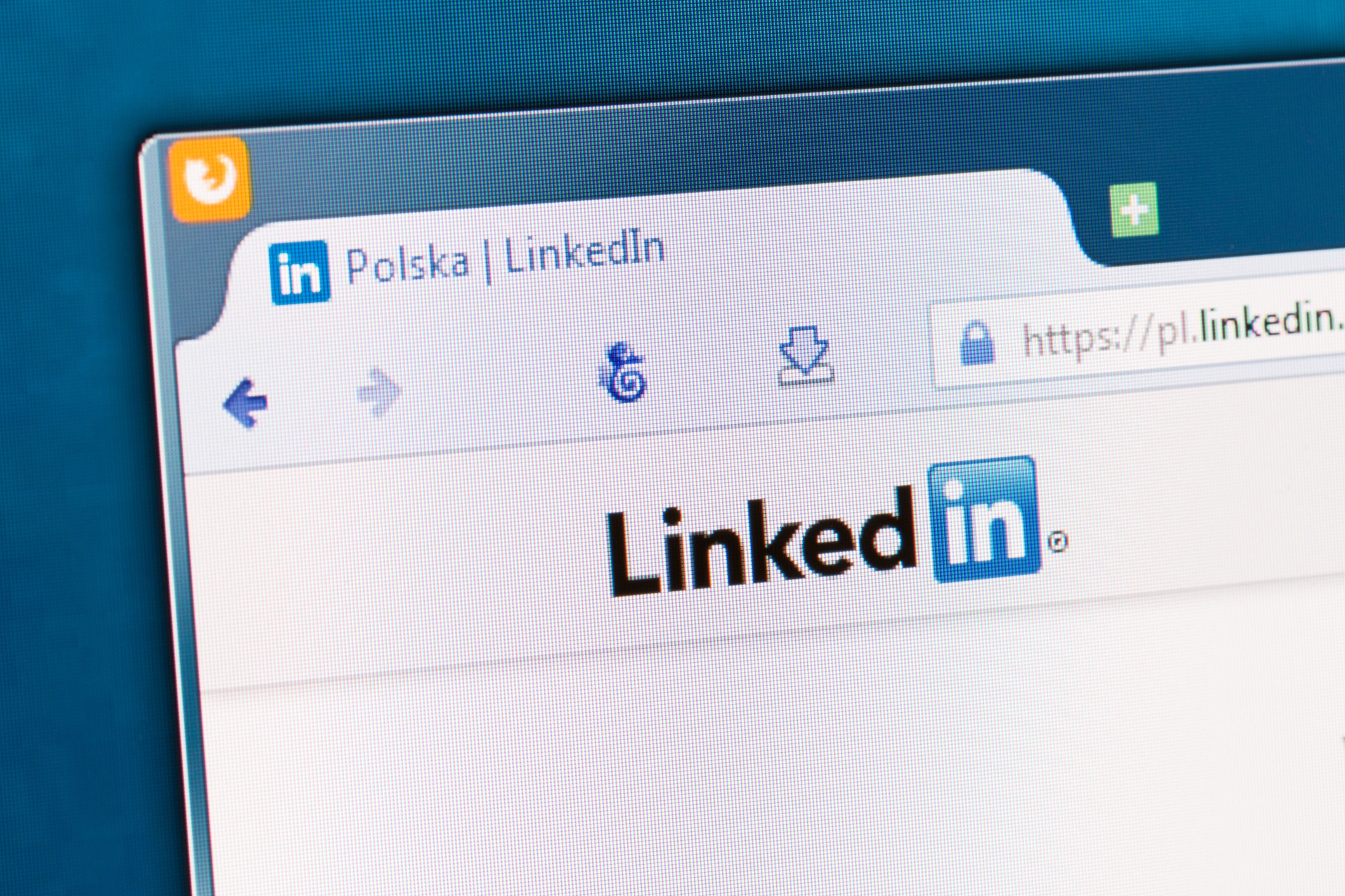Pasos para activar una búsqueda de empleo en LinkedIn 